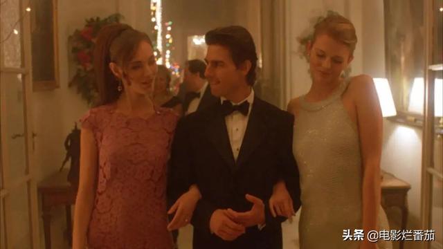 《大开眼戒》：阿汤夫妇在电影公映后离婚，导演在公映前突然死亡