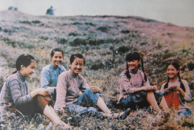 演员池华琼：曾是校园女神，出道33年0绯闻，47岁未婚未育很幸福