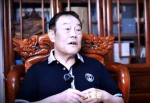 杨进明(杨进明直播：别再揪着“七月风波”不放，聊聊相声新话题。)