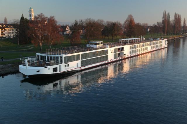 邮轮暑假航线推荐:在碧海蓝天间度过这个炎夏吧