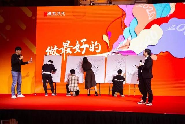 网传最惨年会吃盒饭,太难了!来康康别人家的神仙年会