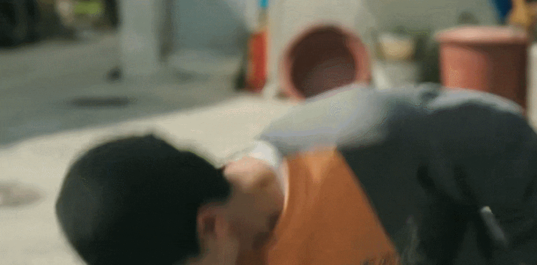 学霸被校园霸凌，他用高智商狠揍混混，以暴制暴看得又爽又过瘾