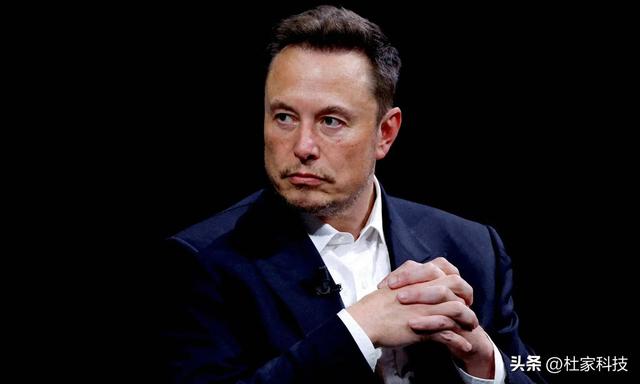 大事件!马斯克捅出惊天大案!涉及上千亿美元,床头放枪应对危险