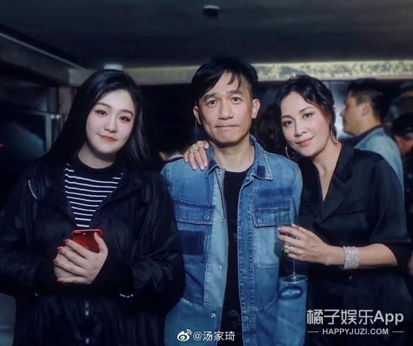 还记得《疯丫头》里的糖糖吗？她现在长这样