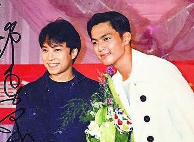 54岁情歌王子邰正宵复出,商演唱成名曲跑调,拍诡异视频吓网友