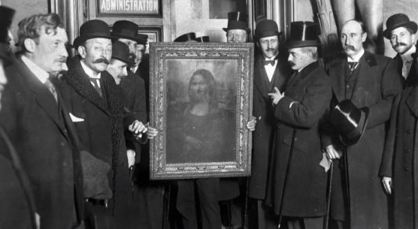 突发!达·芬奇名画《蒙娜丽莎》被人抹了蛋糕