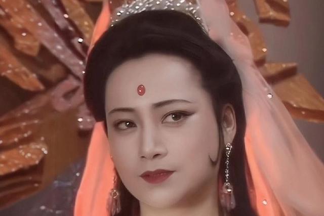 唐僧成佛后，为何排名在观音之前？你看看排名在如来前面的是谁？