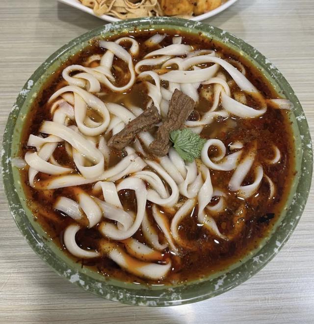 哈尔滨最受欢迎的12家老字号面馆！