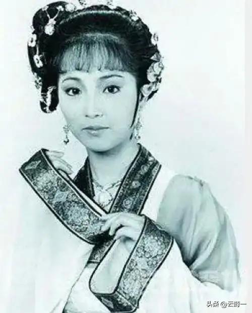 林正英:3拒苑琼丹求婚,死后却给她留下1000万遗产,一生太凄苦