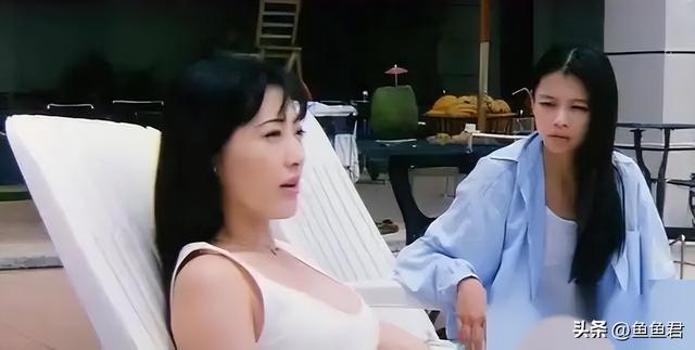 曾出演两部成人影片，被誉为‘亚洲最美胸部’其中一部《金瓶梅》