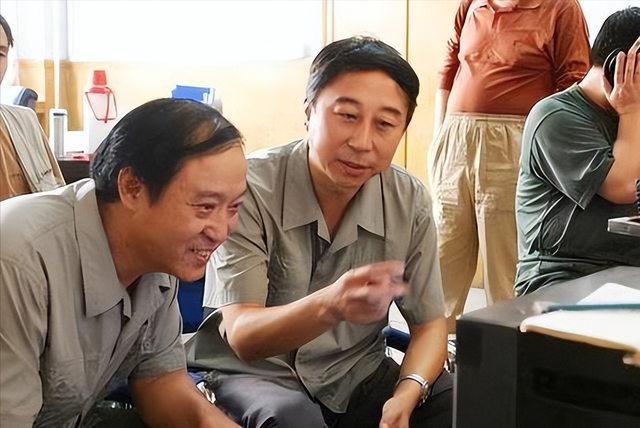 刘肃：她是牛群前妻，50岁提出离婚，不要家庭不要孩子活出自我