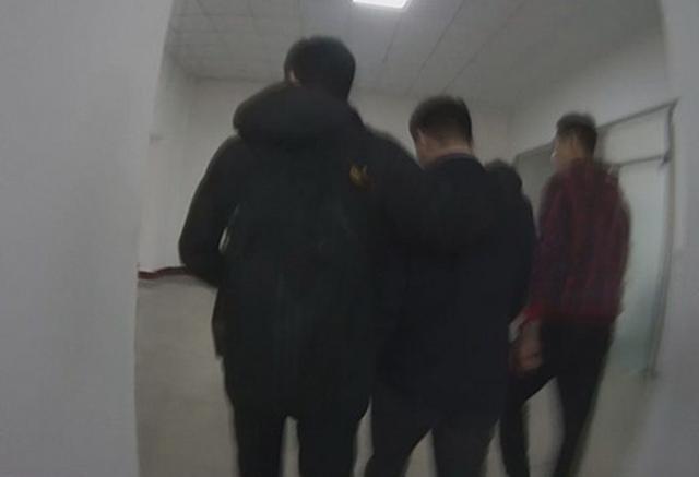 北京破上亿个人信息被盗大案，17岁超级黑客月薪才500？