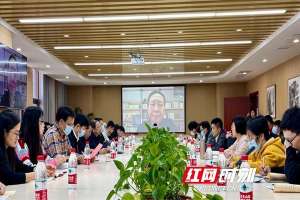 何友(何友院士“麓山大讲堂”主讲“人工智能发展前沿”)