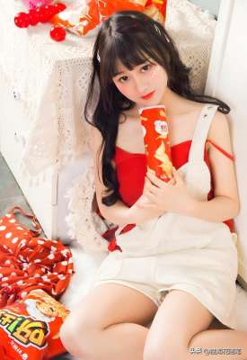 美女腿照片(性感美女修长美腿私房写真集)