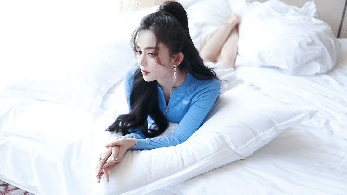 古力娜扎 颜值超高，身材比例好绝