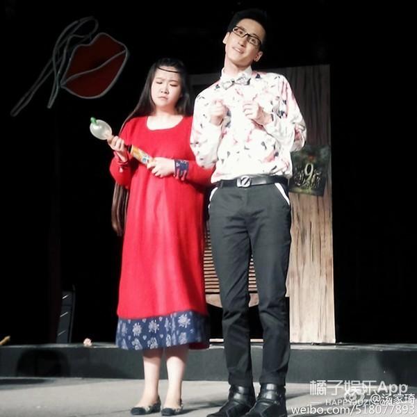 还记得《疯丫头》里的糖糖吗？她现在长这样