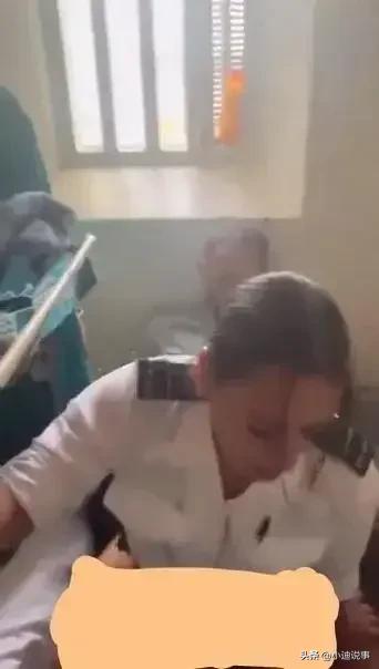 英国女狱警值班期间与囚犯发生性关系，视频在网络疯传评论区炸锅
