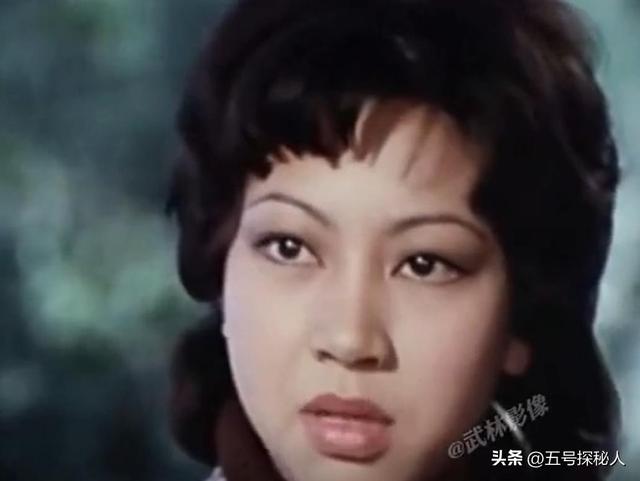 元秋:中年被坑一蹶不振,机缘巧合陪师妹试戏,54岁迎来人生巅峰