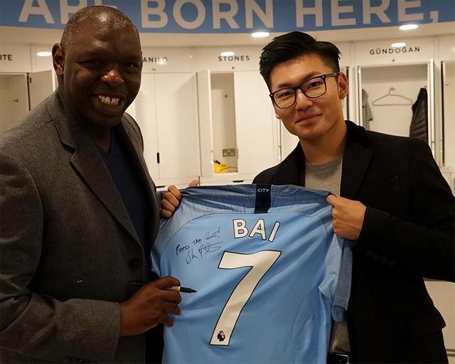 白清扬：白岩松“放养”出来的学霸，保送伦敦国王学院读蒙古学