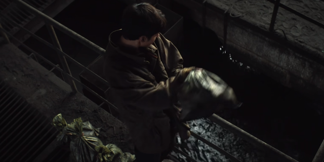 漫长的季节:沈墨假死,傅卫军王阳帮其抛尸,大爷举报沈墨当小姐