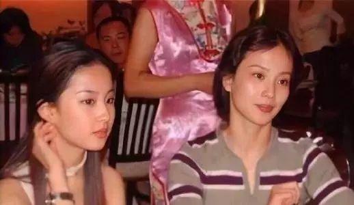 明星与父母合照：刘诗诗妈妈有气质，杨迪妈妈最让我惊讶