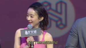 彭于晏(彭于晏单手抱赵丽颖氛围感爆棚，凭何成内娱“神图之最”？)