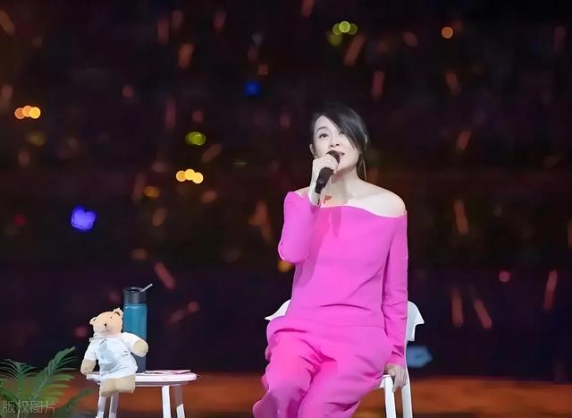 刘若英成都演唱会：再唱《后来》，重温青春记忆