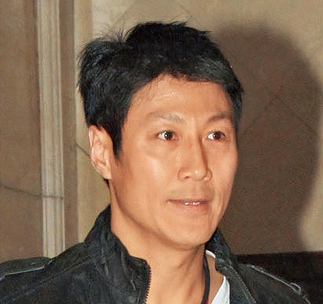 林国斌：与梅艳芳同居3年陪她渡难关，退圈近20年如今过得怎样？