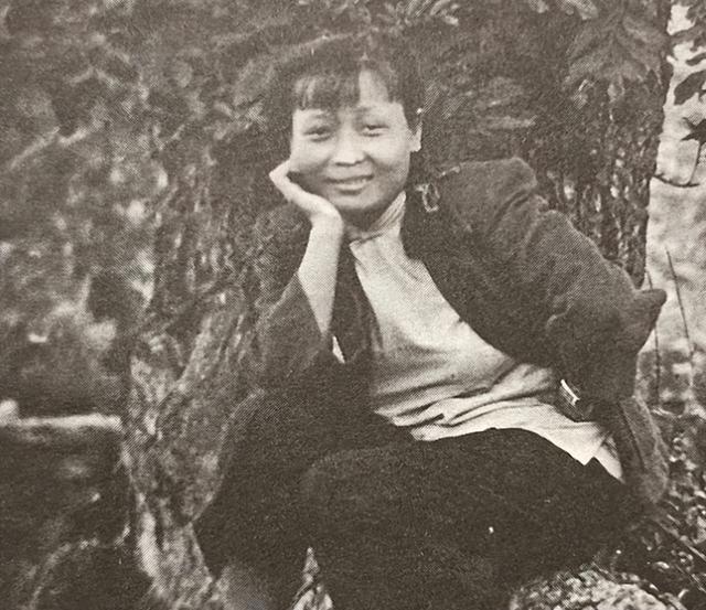 军委副主席赶往江苏给钟期光扫墓，皱眉批评：你们工作只看职务？