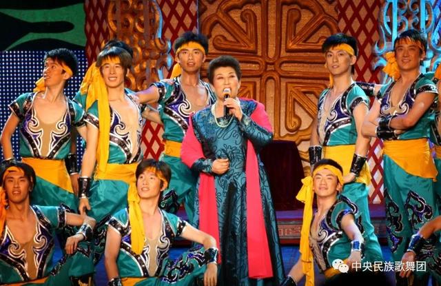 纪念丨德德玛:草原飞出来的歌唱家