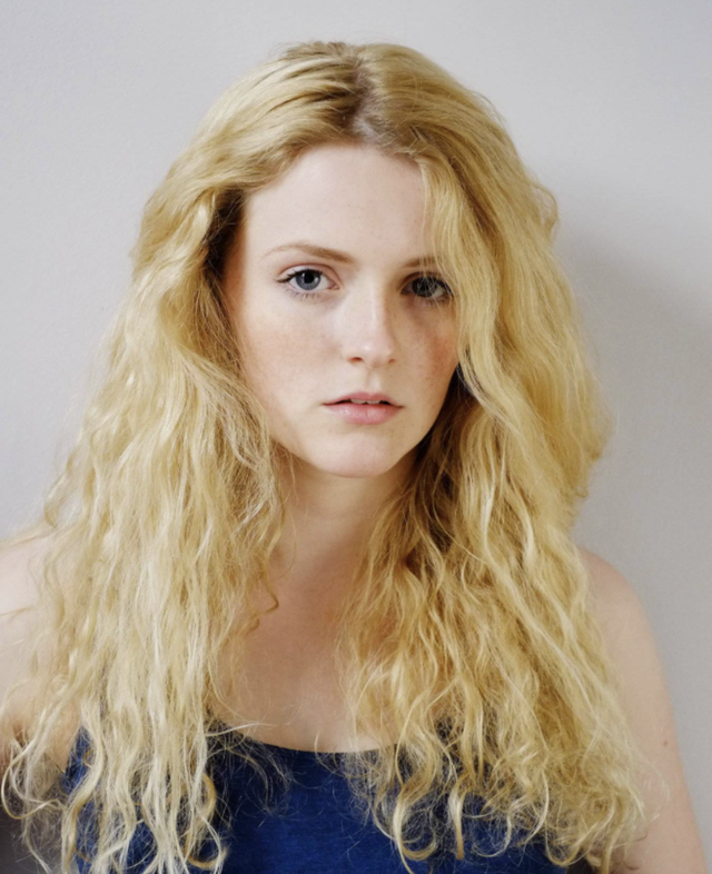 “二丫”沧桑得像40岁，《权力的游戏》热播12年，童星颜值大变样