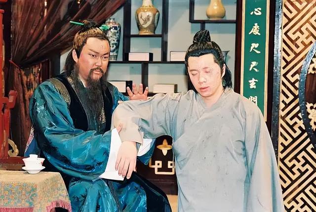 93版《包青天》：金超群出演的包拯不比周杰差，何家劲是白月光