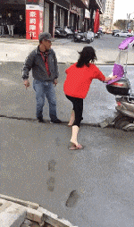 30张罕见图片：最美伴娘团，有纹身的最顶，你们觉得呢？