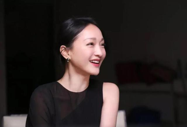 “猎艳高手”李亚鹏，越老越吃香，他凭什么？