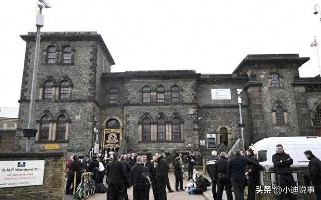 英国女狱警值班期间与囚犯发生性关系，视频在网络疯传评论区炸锅