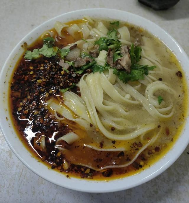 哈尔滨最受欢迎的12家老字号面馆！