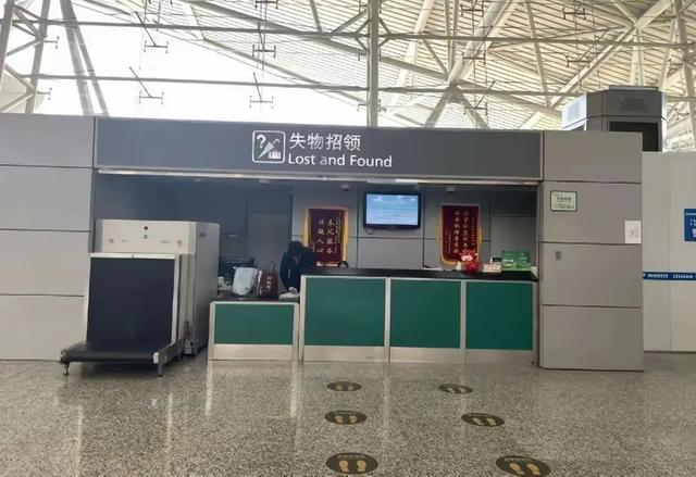 机场礼品失踪事件：杨亘的无妄之灾，机组的离谱操作