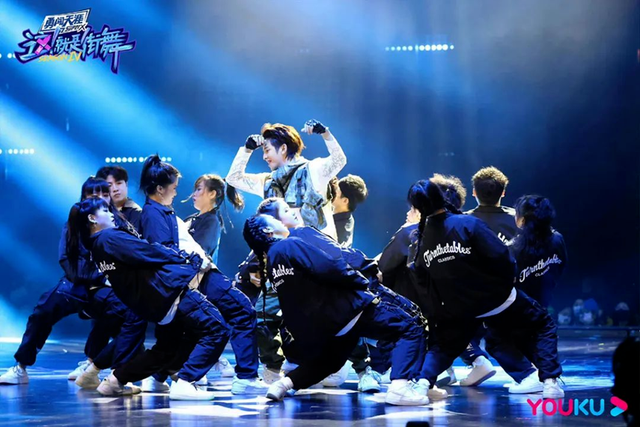 《好声音》大老板，身家缩水125亿