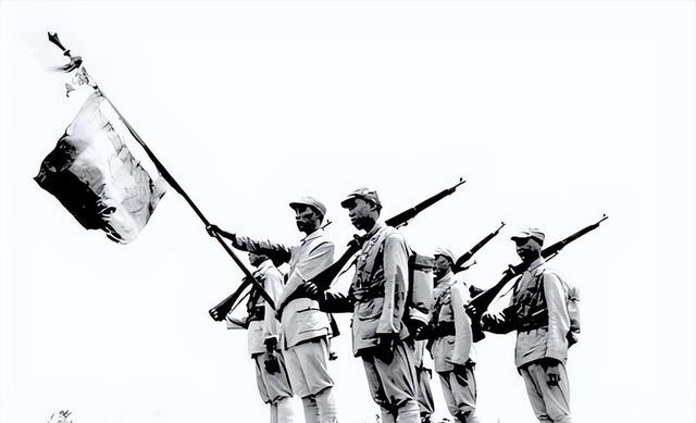 戴安澜夫人：将军牺牲，留下20万抚恤金，她一分不留，全部散尽