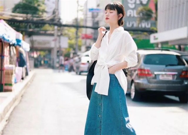 为什么维密超模都是平胸?看完今年的潮流穿搭,大胸妹子表示想哭