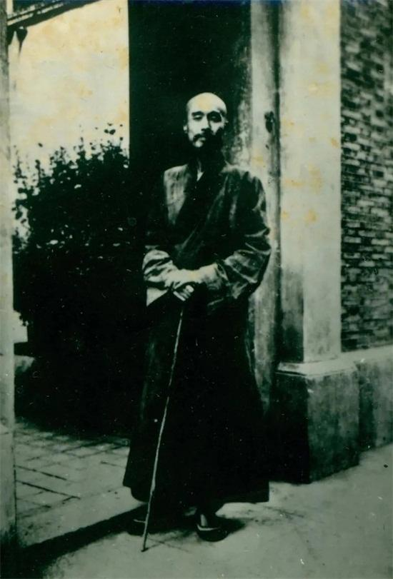 弘一遗字“悲欣交集”,是他对生死的参透,亦是他是否成佛的证明