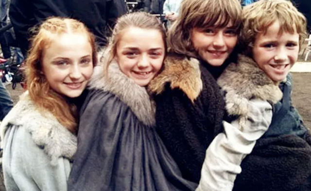 “二丫”沧桑得像40岁，《权力的游戏》热播12年，童星颜值大变样