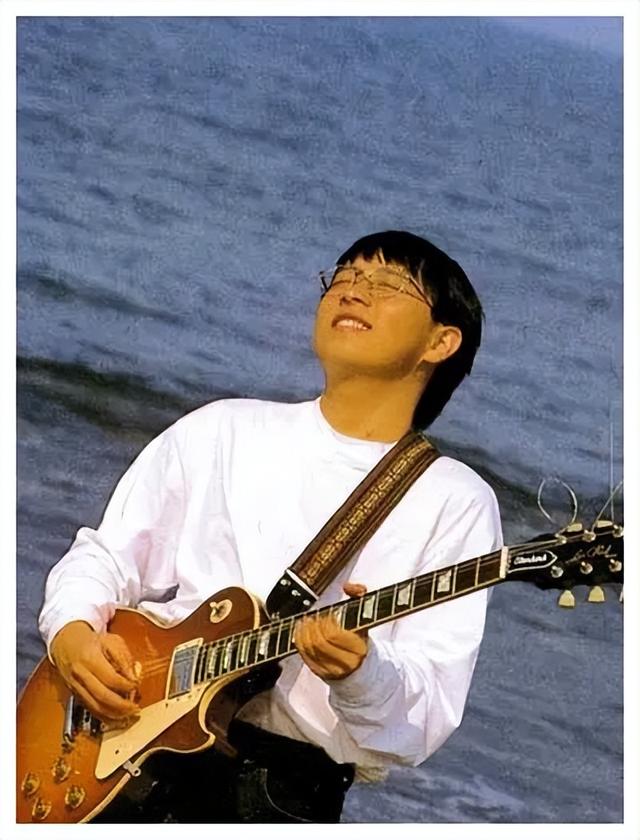 累积售出600万张！一首永恒的张雨生《大海》，一副难忘的绝嗓