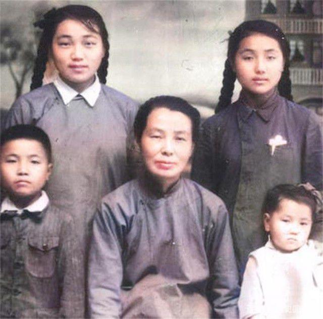 陈独秀女儿有7子女，为何去世后，在美国太平间一个多月无人认领