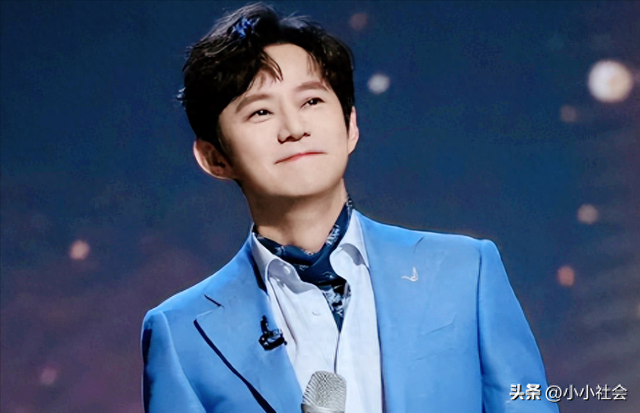 50 岁何炅身价过亿无妻无子，红 30 年到底图啥？