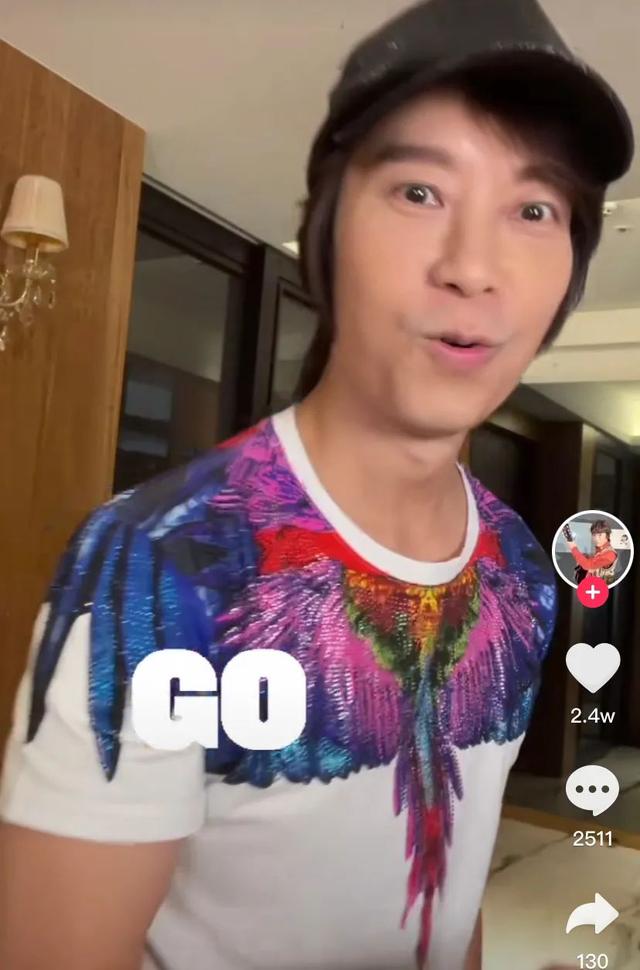 54岁情歌王子邰正宵复出,商演唱成名曲跑调,拍诡异视频吓网友