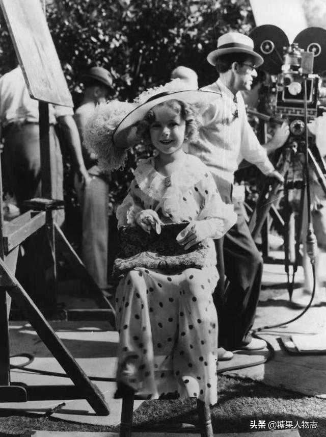 秀兰邓波儿：7岁拿奥斯卡22岁退圈，从资本的宠儿到弃儿，怪谁？