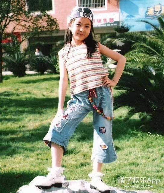 还记得《疯丫头》里的糖糖吗？她现在长这样
