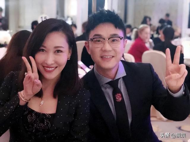 《外国小孩中国爸》20年：主角消失，配角逆袭成影后，差距太大了