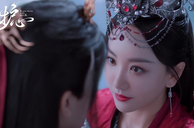 护心陆慕生为什么不爱素影了